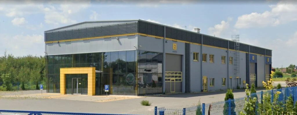Salon sprzedaży New Holland w Mrągowie — realizacja ELEKTROVOLT